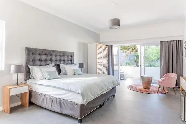 Guest house The Views Guesthouse Somerset West